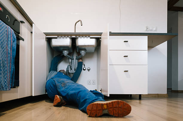 Professional Leak Detection technician working in Holly Springs, NC